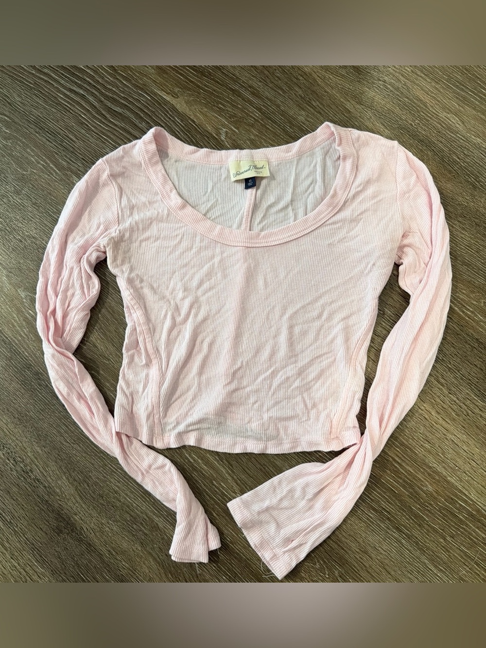 Universal Thread Light Pink Ribbed Long-Sleeve Scoop Neck Cropped Tee